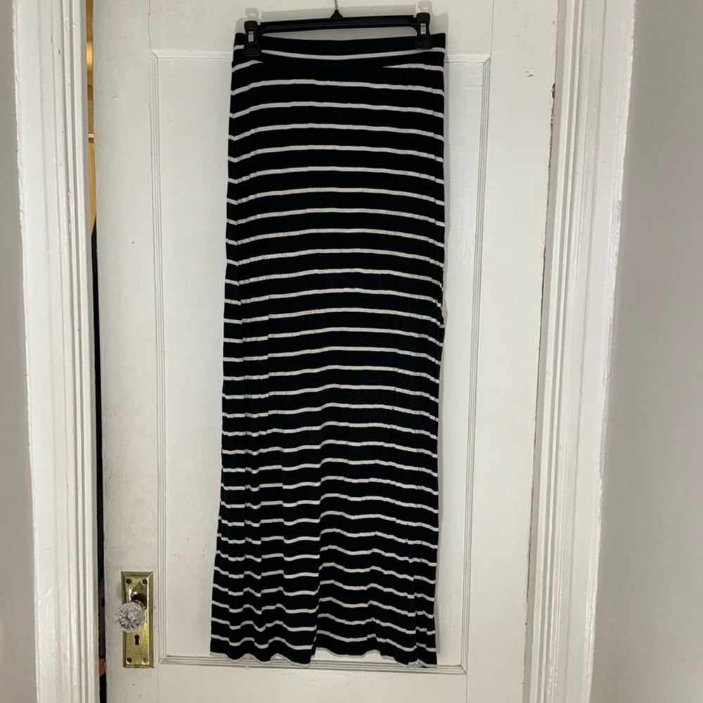 APT.9 Maxi Skirt